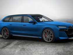 Посмотрите на новую BMW 7 серии в кузове универсал