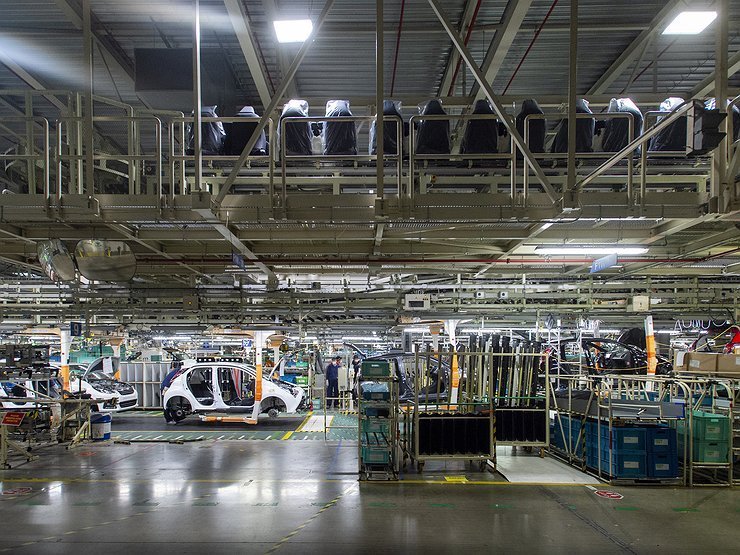 Производство автомобилей Toyota в мире опять резко упадет