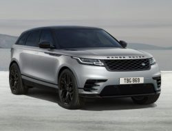 Range Rover Velar впервые получил «подогретую» версию HST
