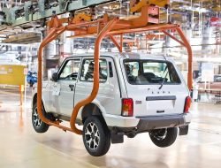 Renault отдала АВТОВАЗ России на передержку за рубль