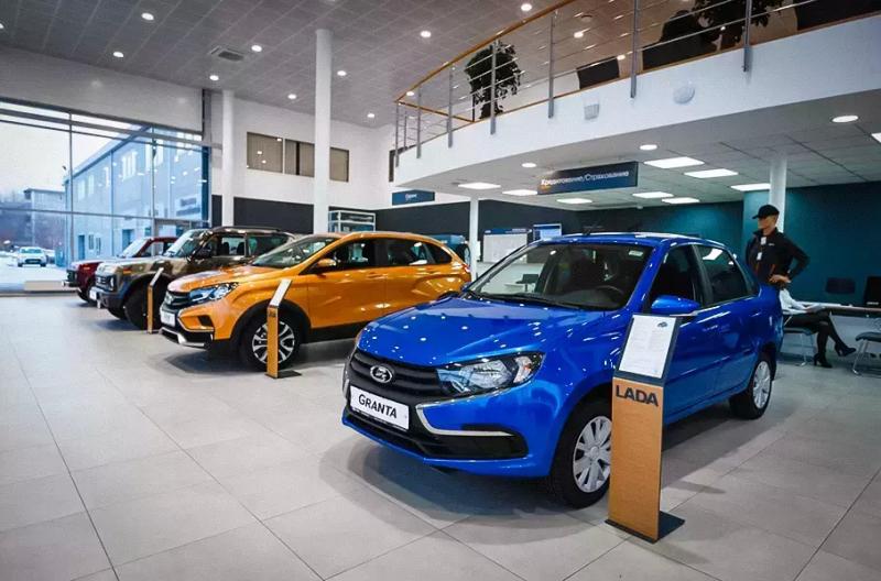Российскому авторынку предрекли падение на 50 процентов