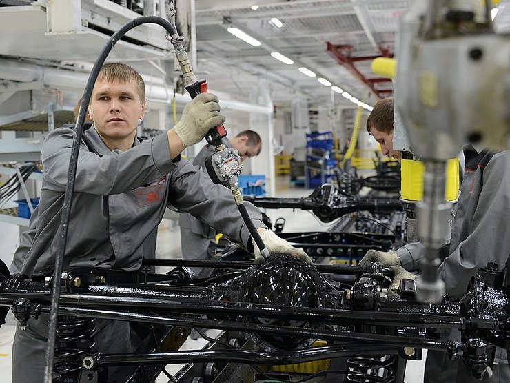 Руководство марки УАЗ останавливает автозавод. Временно