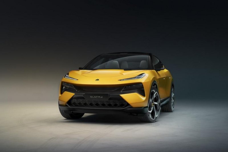 Топ-версия гиперкроссовера Lotus разовьёт 900 лошадиных сил