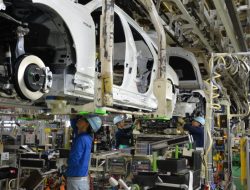 Toyota на 10 процентов урежет производство по всему миру