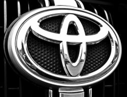 Toyota стала мировым лидером по продажам в 2021 году