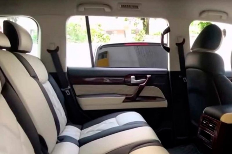 
            Вместо &laquo;Крузака&raquo; и &laquo;Гелика&raquo;. Топ-5 премиум-внедорожников из Китая
        