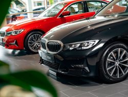 BMW решила продавать автомобили без дилеров