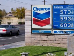 В США установлен новый рекорд цен на бензин
