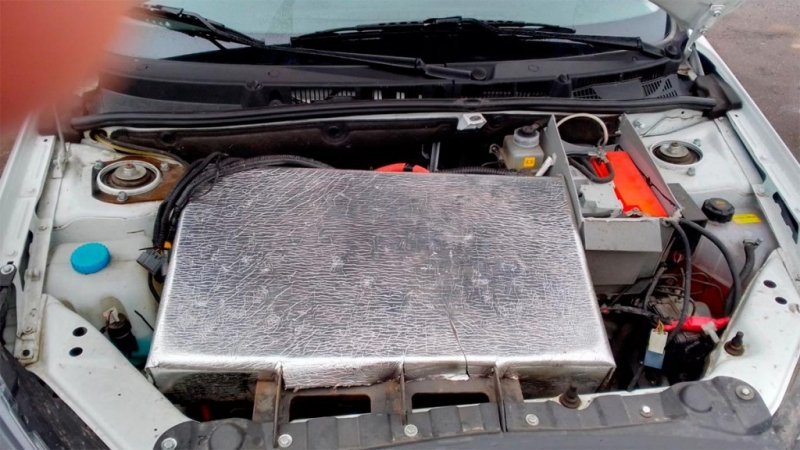 
            Lada Granta превратили в электрический фургон. Фото
        