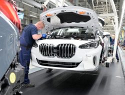 В BMW предупредили, что заводы в Европе могут встать без российского газа