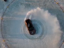 Необычное достижение Porsche: посмотри как машина нарезает 69 «пончиков»