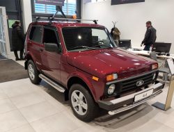 Lada Niva вошла в тройку самых популярных моделей в России
