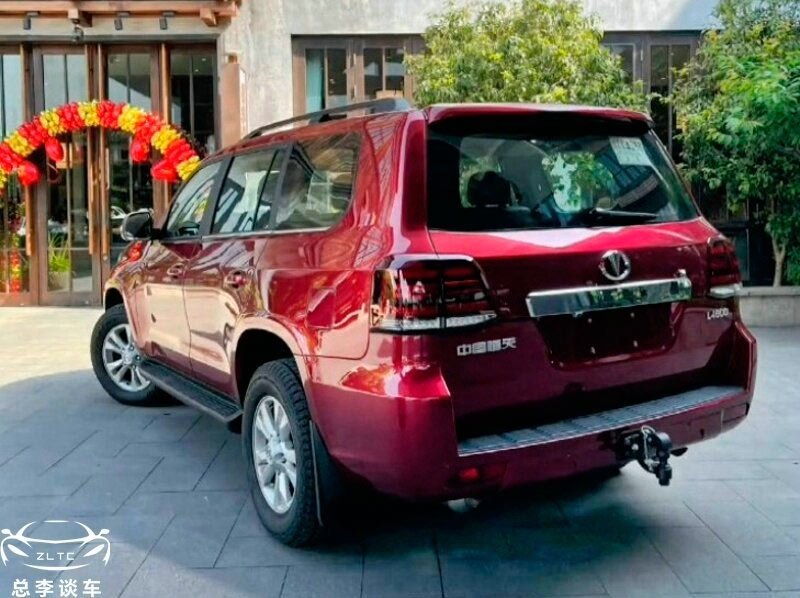 
            Вместо &laquo;Крузака&raquo; и &laquo;Гелика&raquo;. Топ-5 премиум-внедорожников из Китая
        