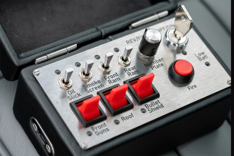 
            Старые авто в состоянии новых. Как купить классическую машину без пробега
        