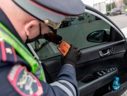 ГИБДД Москвы объяснила аресты водителей за тонировку