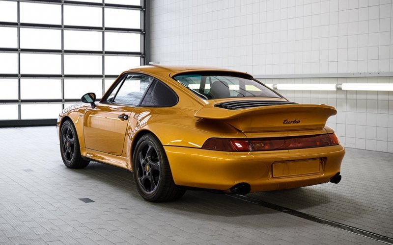 
            Старые авто в состоянии новых. Как купить классическую машину без пробега
        