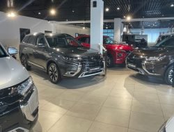 Доллар рухнул, но автомобили не подешевеют: мнения экспертов