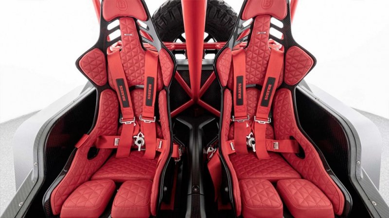 
            Brabus превратил &laquo;Гелендваген&raquo; в 900-сильный багги полуметровым клиренсом
        