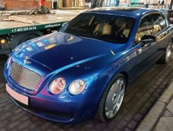 Bentley и Lamborghini: кто занимает инвалидные парковки в Москве