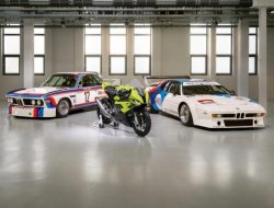 BMW Motorrad сделала особый супербайк к 50-летию BMW M