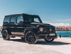 Brabus показал 900-сильный G-Class Superblack