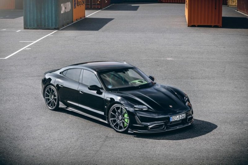 Brabus представил тюнинг для электрокара Porsche Taycan