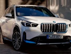 Новый BMW X1 рассекретили до премьеры. Фото и характеристики