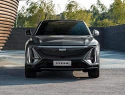 Cadillac даст пожизненную гарантию на электрокар Lyriq. Но не везде