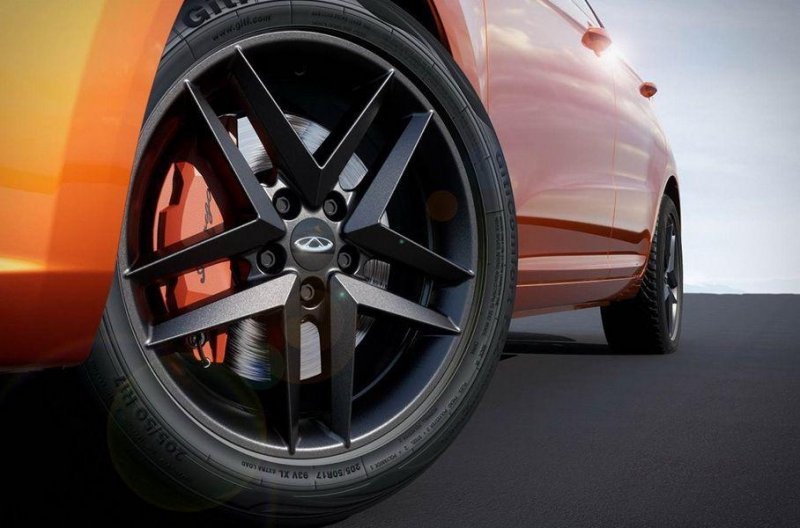 Chery готовит недорогой спортседан: первые фотографии