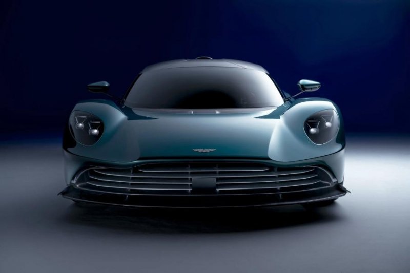 Долг Aston Martin приблизился к миллиарду фунтов стерлингов