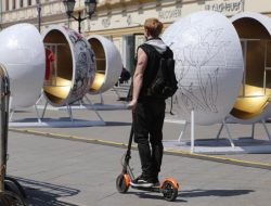 Электросамокатам запретят разгоняться быстрее 25 километров в час