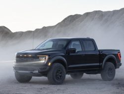 Ford оснастит хардкорный F-150 Raptor R мотором от Shelby Mustang