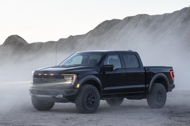 Ford оснастит хардкорный F-150 Raptor R мотором от Shelby Mustang