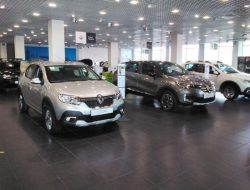 Кто будет обсуживать автомобили Renault после ухода марки из России