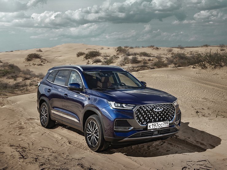 Лучше поздно, чем никогда: тест-драйв Chery Tiggo 8 Pro Max