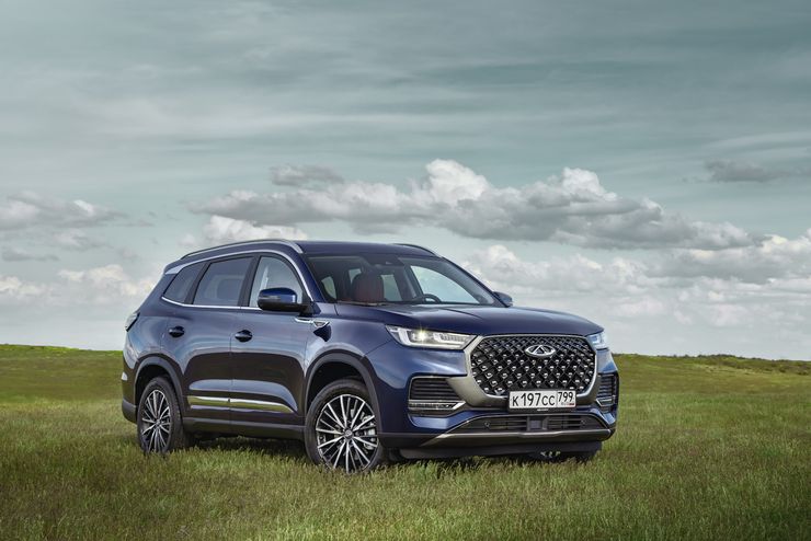 Лучше поздно, чем никогда: тест-драйв Chery Tiggo 8 Pro Max