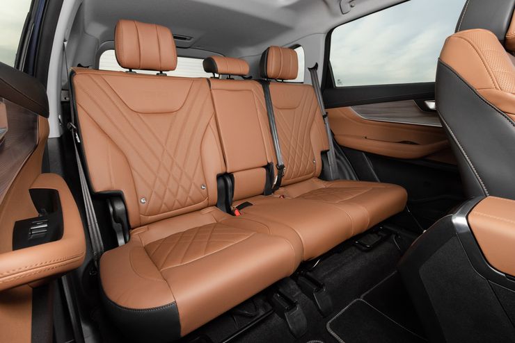 Лучше поздно, чем никогда: тест-драйв Chery Tiggo 8 Pro Max