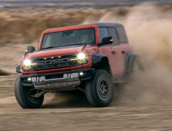 Названа мощность экстремального Ford Bronco Raptor