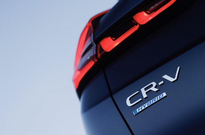 Новый Honda CR-V: первые официальные фотографии