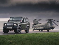 Посмотрите на карбоновый Land Rover Defender с мотором от «Мустанга»