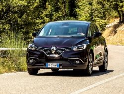 Renault отправила в отставку бестселлер конца 1990-х