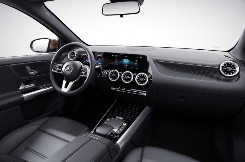 Самый дешевый электрокар Mercedes-Benz получил «дальнобойную» версию