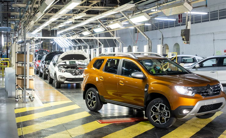 Стало известно, какая судьба ждет российских дилеров марки Renault