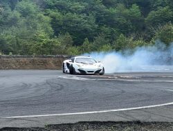 В Японии построили дрифтовый McLaren MP4-12C GT3