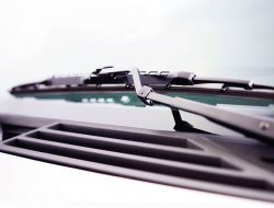 В России начали выпускать отечественные автозапчасти взамен дефицитных импортных