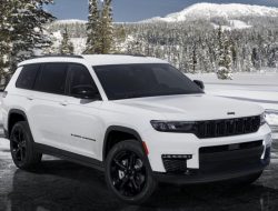 В Stellantis считают Jeep премиум-брендом, и вот почему