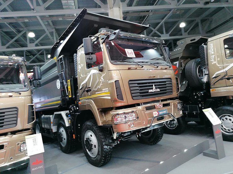 Вместо Scania и Volvo: МАЗ показал огромный карьерный самосвал
