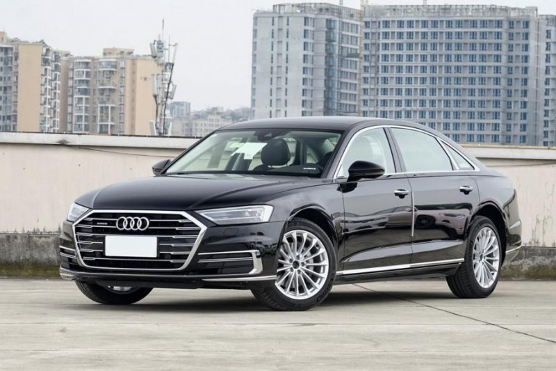 Более двух тысяч Audi A8 отзовут из-за необходимости поменять VIN