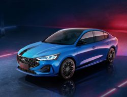 Ford выпустил «заряженный» седан Focus S Edition