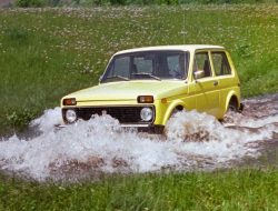 «Гейзер», «Вираж» и «Туман»: раскрыты варианты названия Lada Niva